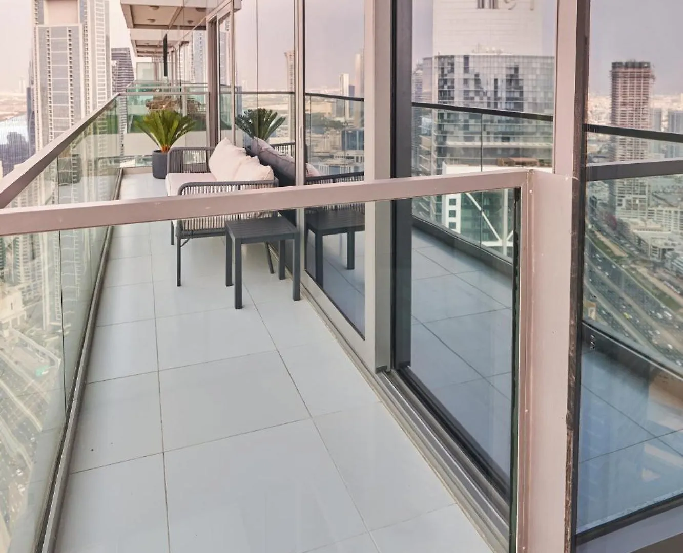 2Bd - 6 Guests - 59Th Floor, Burj Views 64Th Floor Infinity Pool Apartment Dubai United Arab Emirates