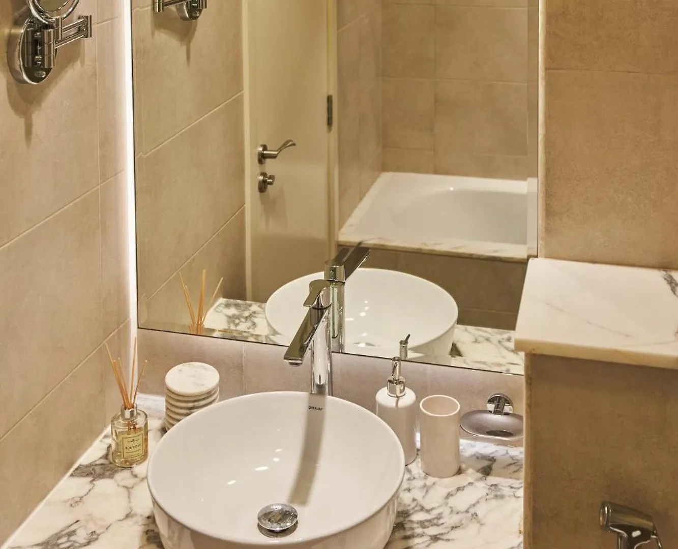 2Bd - 6 Guests - 59Th Floor, Burj Views 64Th Floor Infinity Pool Apartment Dubai 0*,  United Arab Emirates