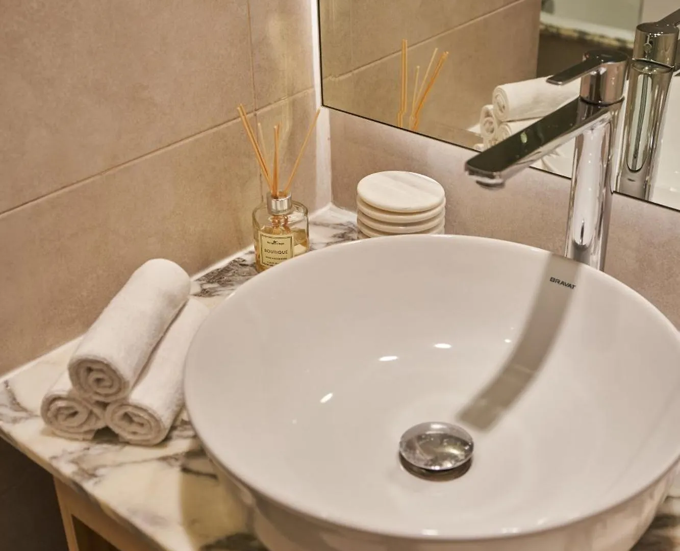 2Bd - 6 Guests - 59Th Floor, Burj Views 64Th Floor Infinity Pool Apartment Dubai 0*,  United Arab Emirates